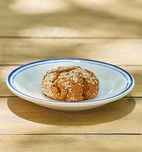 Sesame Ginger Cookie