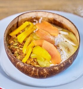 Tropical Smoothie bowl